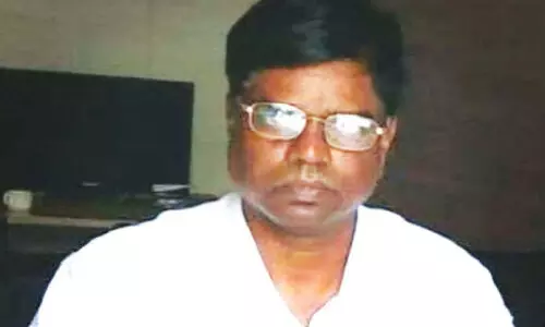 സി​വി​ൽ സ​പ്ലൈ​സ് ഡെ​പ്യൂ​ട്ടി ഡ​യ​റ​ക്ട​ർ കു​ഴ​ഞ്ഞു​വീ​ണ് മ​രി​ച്ചു