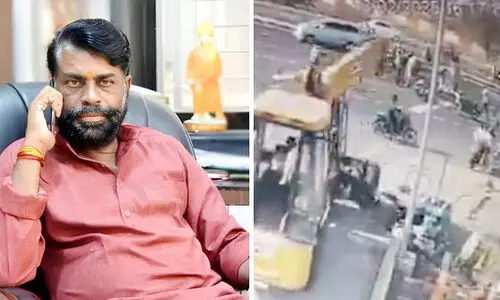 ബൈക്കിൽ പിക്കപ്പ് ഇടിച്ച് മുൻ എം.എൽ.എ ഉൾപ്പെടെ രണ്ടുപേർ മരിച്ചു