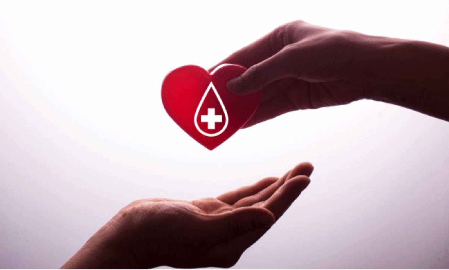 റ​മ​ദാ​നി​ലെ ക്ഷാ​മം പ​രി​ഹ​രി​ക്കാ​ൻ ര​ക്തം ദാ​നം ചെ​യ്യ​ണ​ം