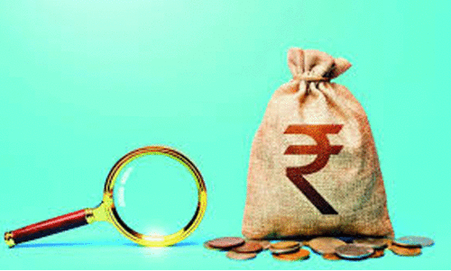 പകുതിവില തട്ടിപ്പ്: സ്കൂട്ടറുകൾ പിടിച്ചെടുത്തു