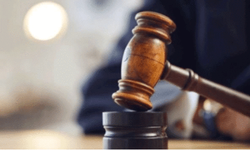 മോ​ഷ്ടി​ച്ച ബാ​ങ്ക് കാ​ർ​ഡ് ഉ​പ​യോ​ഗി​ച്ച് നി​കു​തി അ​ട​ച്ചു; ഏ​ഷ്യ​ക്കാ​ര​ന് അ​ഞ്ചു​വ​ർ​ഷം ത​ട​വും പി​ഴ​യും