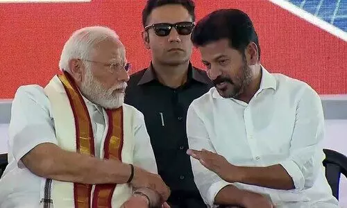 മോദി ജന്മനാ പിന്നാക്ക വിഭാഗക്കാരനല്ലെന്ന് രേവന്ത് റെഡ്ഡി; വാർത്തയിൽ ഇംനേടാൻ വിവാദമുണ്ടാക്കുന്നുവെന്ന് ബി.ജെ.പി