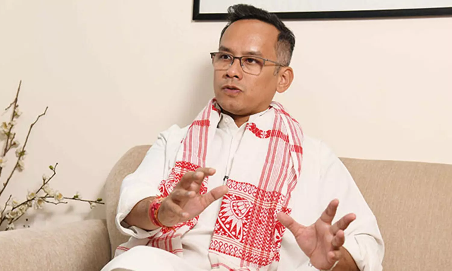 ഗൊഗോയിക്കെതിരെ അപവാദം: കോൺഗ്രസ് നിയമനടപടിക്ക്