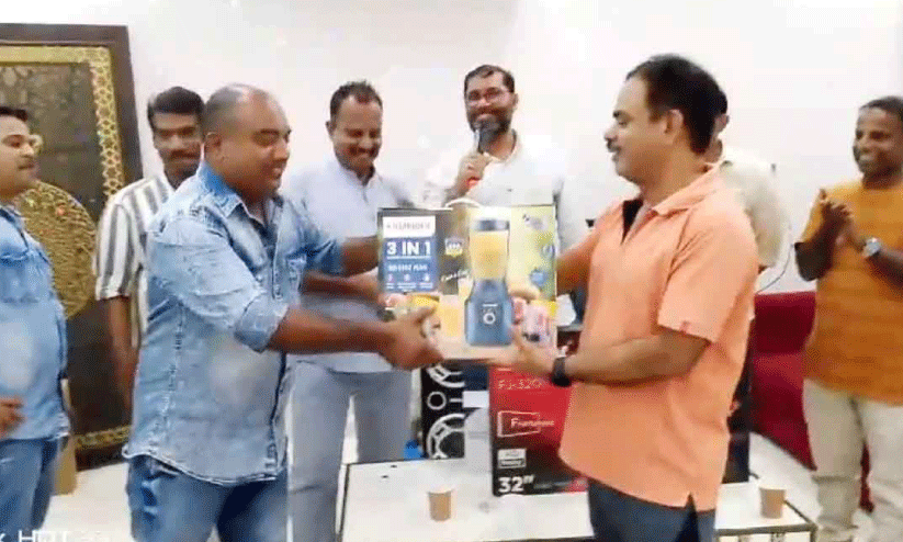 മലയാളി കൂട്ടായ്മ സൗഹൃദ സംഗമം സംഘടിപ്പിച്ചു മലയാളി കൂട്ടായ്മ സൗഹൃദ സംഗമം സംഘടിപ്പിച്ചു