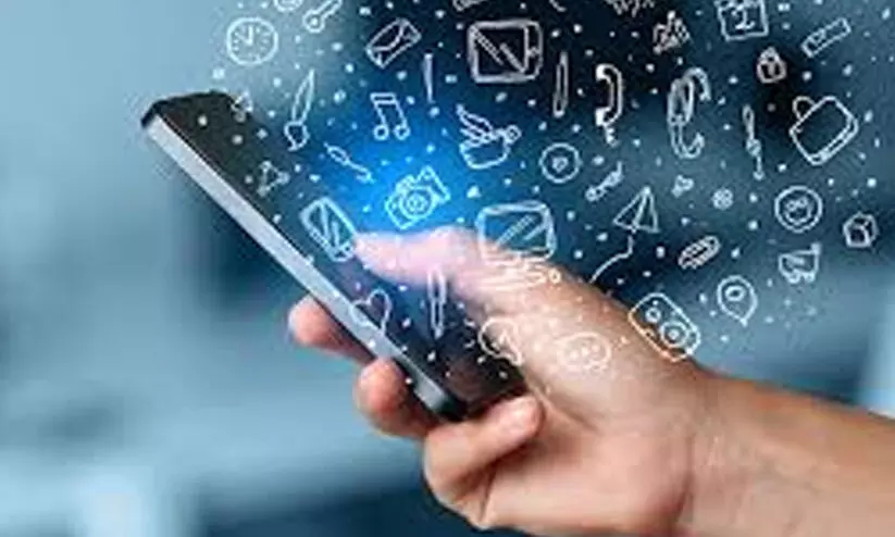 കാഴ്ച പരിമിതർക്ക്​ ഇനി ടെൻഷനില്ലാ യാത്ര; ‘നേര്‍വഴി’ മൊബൈല്‍ ആപ്പുമായി ചിന്മയ സ്‌കൂൾ വിദ്യാർഥികള്‍