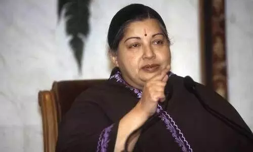 ജെ. ​ജ​യ​ല​ളി​ത​യു​ടെ സ്വ​ത്തു​ക്ക​ൾ ത​മി​ഴ്നാ​ട് സ​ർ​ക്കാ​റി​ന് കൈ​മാ​റി