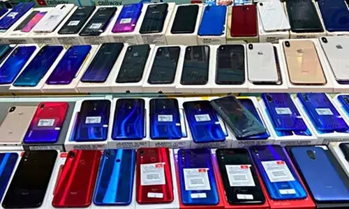 യൂസ്​ഡ്​ ഫോണിന്‍റെ അപകട സാധ്യത: മുന്നറിയിപ്പുമായി കേരള പൊലീസ്