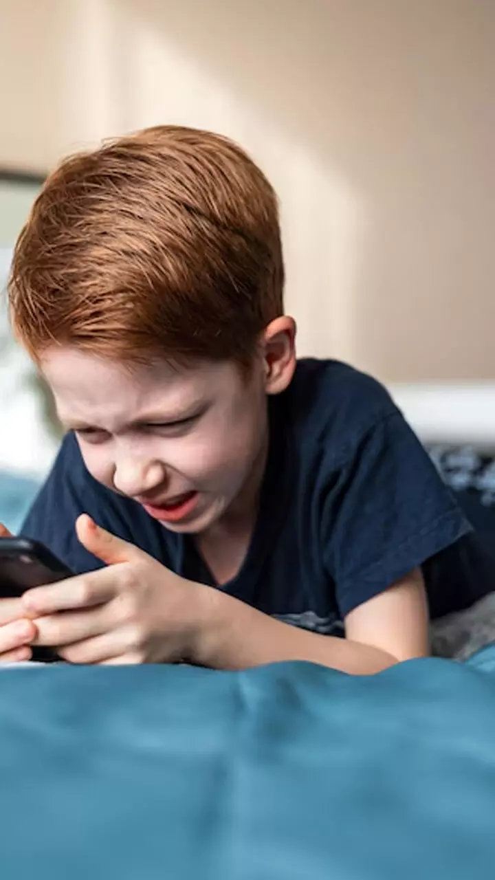 കുട്ടികൾ മൊബൈലിന് അടിമപ്പെട്ടോ? പരിഹാരങ്ങളുണ്ട്..