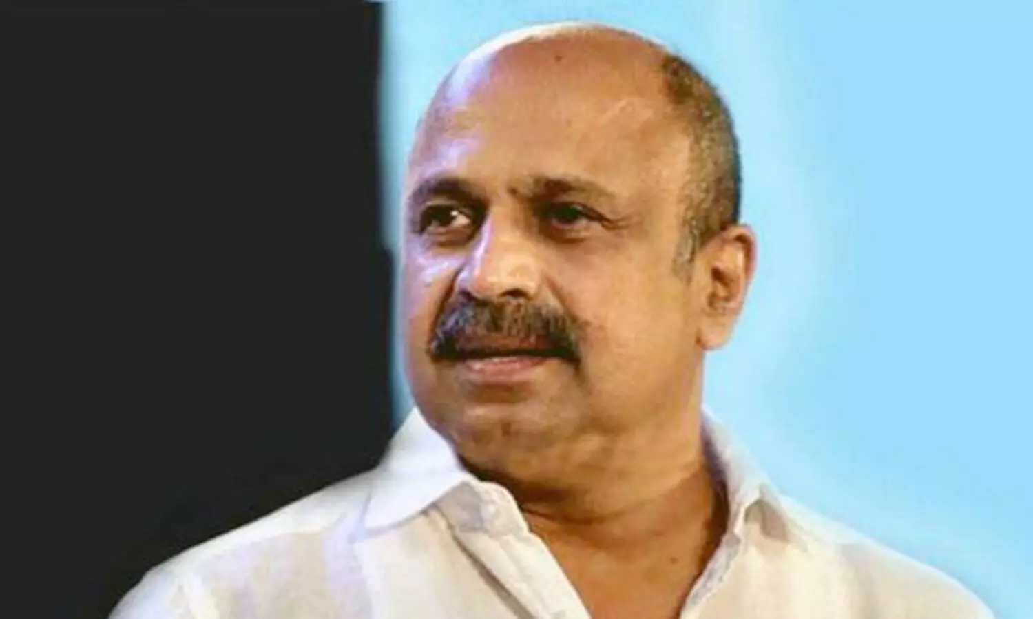 ബലാത്സംഗക്കേസ്: നടൻ സിദ്ദിഖിന് വിദേശത്ത് പോകാൻ അനുമതി