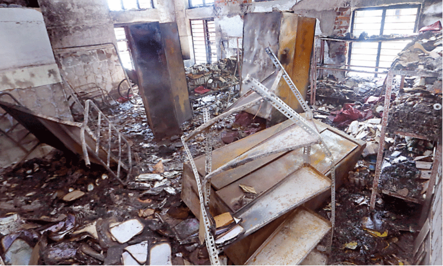 ജില്ല ആശുപത്രിയിൽ തീപിടിത്തം