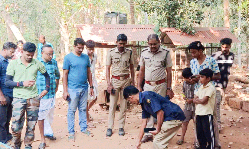 പു​ലി​പ്പേ​ടി​യി​ൽ കൈ​പ്പു​റം