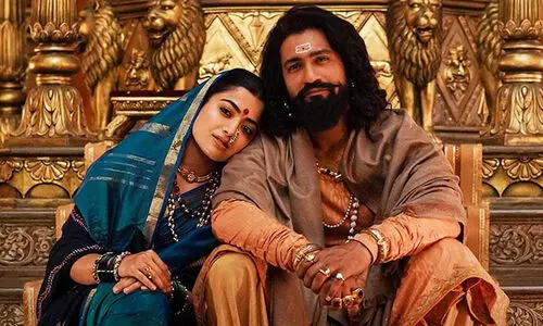 അക്ഷയ് കുമാറിനെ കടത്തിവെട്ടി വിക്കി കൗശൽ!; 3 ദിവസം കൊണ്ട് 100 കോടി ക്ലബ്ബിൽ ഇടം നേടി ഛാവ