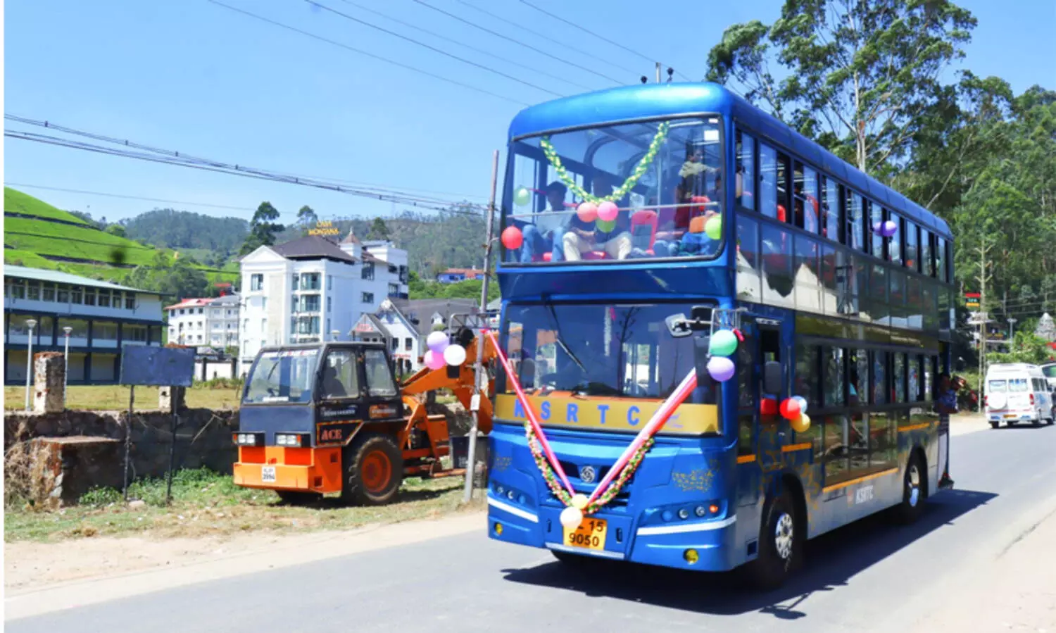 ksrtc royal view double decker bus