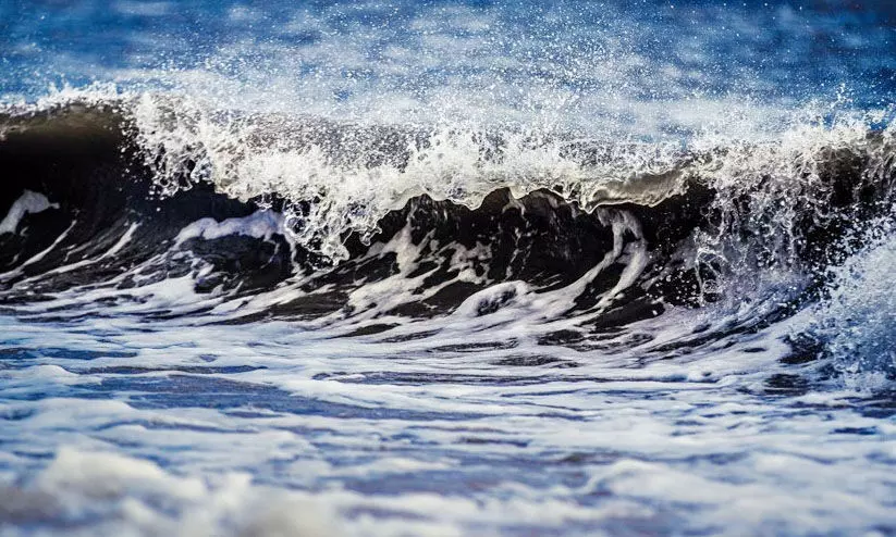 കള്ളക്കടൽ പ്രതിഭാസത്തിന് സാധ്യത: കന്യാകുമാരി തീരത്ത് കടലാക്രമണ മുന്നറിയിപ്പ്