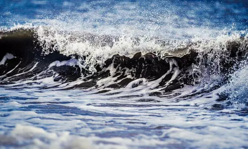 കള്ളക്കടൽ പ്രതിഭാസത്തിന് സാധ്യത: കന്യാകുമാരി തീരത്ത് കടലാക്രമണ മുന്നറിയിപ്പ്