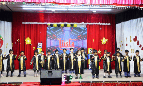 അ​ൽ​മ​നാ​ർ ഇ​ന്റ​ർ​നാ​ഷ​ന​ൽ സ്‌​കൂ​ളി​ൽ കെ.​ജി ഗ്രാ​ജ്വേ​ഷ​ൻ