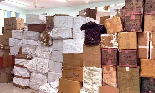 തിരൂരിൽ 15 കോടിയുടെ നിരോധിത വിദേശ സിഗരറ്റ് പിടികൂടി