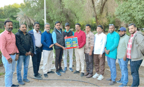 കെ.​ഇ.​എ ഓ​ൺ​ലൈ​ൻ ക്വി​സ്: പോ​സ്റ്റ​ർ പ്ര​കാ​ശ​നം ചെ​യ്തു