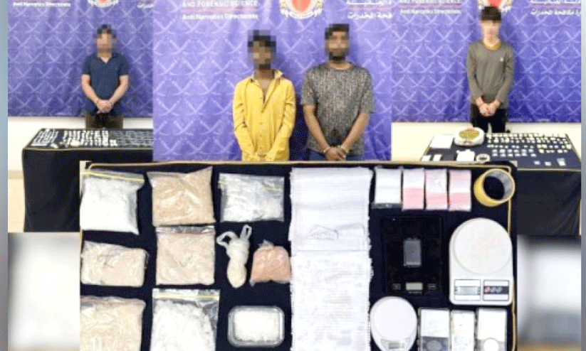 രാ​ജ്യ​ത്ത് വ​ൻ ല​ഹ​രി​വേ​ട്ട; 11 കി​ലോ​ഗ്രാം മ​യ​ക്കു​മ​രു​ന്ന് പി​ടി​ച്ചെ​ടു​ത്തു