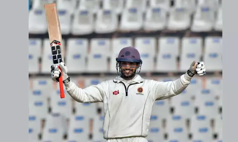 തകർത്ത് കളിച്ച് കേരളം! ഗുജറാത്തിനെതിരെ കൂറ്റൻ സ്കോർ; അജയ്യനായി അസ്ഹറൂദ്ദീൻ തകർത്ത് കളിച്ച് കേരളം! ഗുജറാത്തിനെതിരെ കൂറ്റൻ സ്കോർ; അജയ്യനായി അസ്ഹറൂദ്ദീൻ