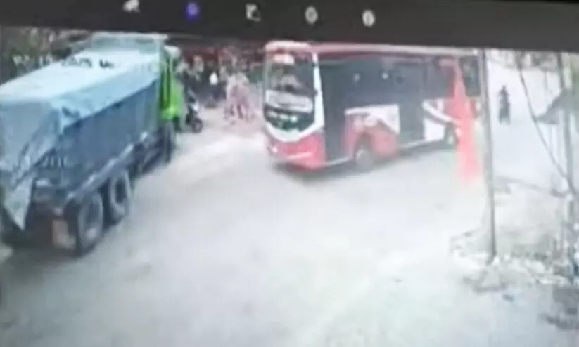 Taurus lorry accident