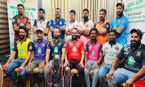 കു​വൈ​ത്ത് കേ​ര​ള ഡി​സ്ട്രി​ക്ട് ലീ​ഗ്: ജ​ഴ്സി പ്ര​കാ​ശ​നം ചെ​യ്തു