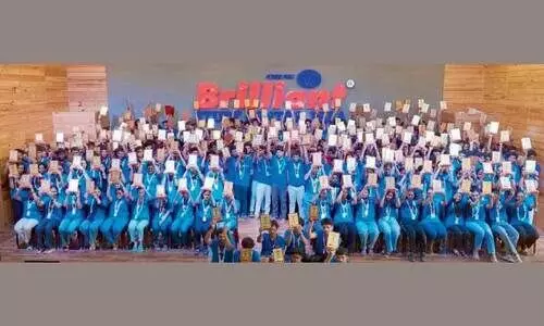 ജെ.ഇ.ഇ വിജയികളെ അനുമോദിച്ചു