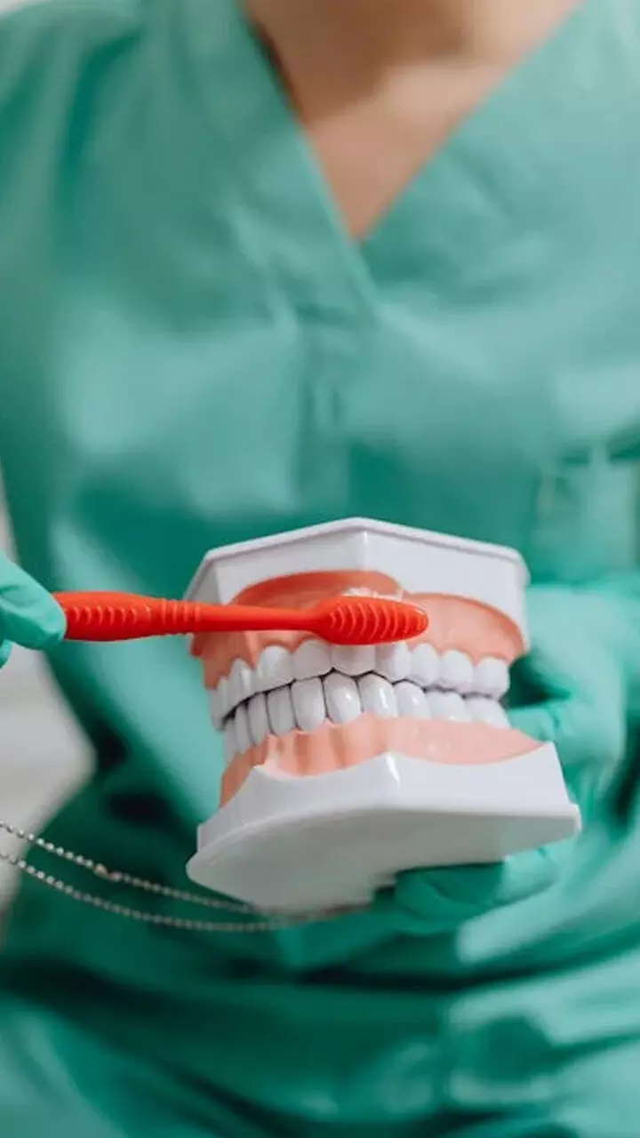 ഓറല്‍ ഹെല്‍ത്തിന് ആന്‍റി-ഏജിങ് ടൂത്ത് പേസ്റ്റുകൾ