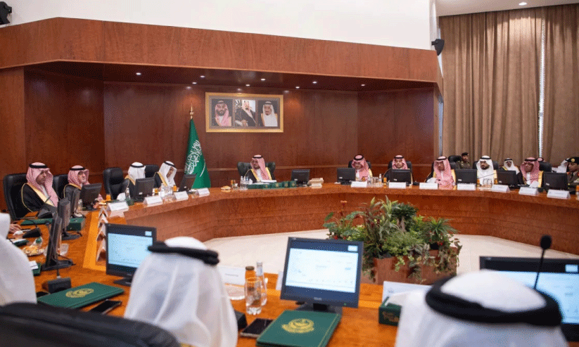 സൗ​ദി കേ​ന്ദ്ര ഹ​ജ്ജ്​ ക​മ്മി​റ്റി യോ​ഗം; ഉം​റ ക​മ്പ​നി​ക​ൾ തീ​ർ​ഥാ​ട​കരു​ടെ മ​ട​ക്ക​യാ​ത്ര​യു​ടെ സ​മ​യ​പ​രി​ധി പാ​ലി​ക്ക​ണം