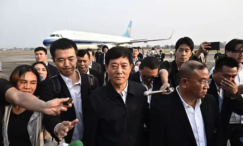 മ്യാന്മറിലെ ഓൺലൈൻ ചൂതാട്ട കേന്ദ്രങ്ങളിൽ തടവിലാക്കിയ പൗരന്മാരെ നാട്ടിലെത്തിച്ച് ചൈന മ്യാന്മറിലെ ഓൺലൈൻ ചൂതാട്ട കേന്ദ്രങ്ങളിൽ തടവിലാക്കിയ പൗരന്മാരെ നാട്ടിലെത്തിച്ച് ചൈന