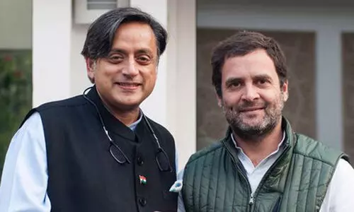 അനുനയ നീക്കം പൊളിച്ച് തരൂർ; രാ​ഹു​ലി​നെ ക​ണ്ടി​ട്ടും നി​ല​പാ​ടി​ലു​റ​ച്ച് തന്നെ