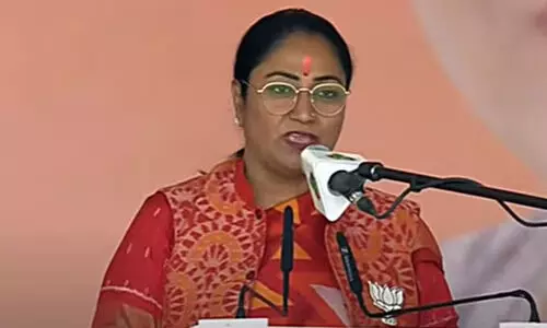 ഡൽഹി മുഖ്യമന്ത്രിയായി സത്യപ്രതിജ്ഞ ചെയ്ത് അധികാരമേറ്റെടുത്ത് രേഖ ഗുപ്ത