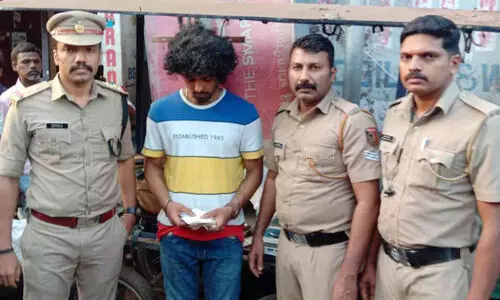 ബം​ഗ​ളൂ​രു​വി​ൽനി​ന്ന് എം.​ഡി.​എം.​എ ക​ട​ത്തി​യ യു​വാ​വ് അ​റ​സ്റ്റി​ൽ