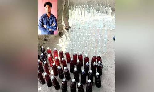 നെടുമങ്ങാട്ട് വൻ ചാരായവേട്ട; വെ​ടി​മ​രു​ന്നും കാ​ട്ടു​പ​ന്നി​യു​ടെ അ​വ​ശി​ഷ്ട​വും ക​ണ്ടെ​ത്തി