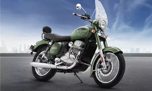 എല്ലാവർക്കും കിട്ടില്ല, ആദ്യം ബുക്ക് ചെയ്യുന്ന 500പേർക്ക് മാത്രം; ജാവ 350 ലെഗസി എഡിഷൻ പുറത്തിറങ്ങി, വില 1.99 ലക്ഷം രൂപ