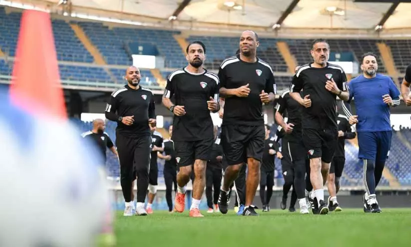 ഇനി ‘മുതിർന്നവരുടെ കളി’; ഗൾഫ് വെറ്ററൻസ് കപ്പ് ഫുട്ബാൾ ചാമ്പ്യൻഷിപ് ഇന്നുമുതൽ ഇനി ‘മുതിർന്നവരുടെ കളി’; ഗൾഫ് വെറ്ററൻസ് കപ്പ് ഫുട്ബാൾ ചാമ്പ്യൻഷിപ് ഇന്നുമുതൽ