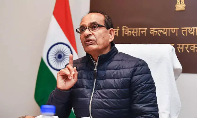 യാത്രക്കാരെ വഞ്ചിക്കുന്നു; എയർ ഇന്ത്യക്കെതിരെ രൂക്ഷവിമർശനവുമായി കേന്ദ്രമന്ത്രി യാത്രക്കാരെ വഞ്ചിക്കുന്നു; എയർ ഇന്ത്യക്കെതിരെ രൂക്ഷവിമർശനവുമായി കേന്ദ്രമന്ത്രി