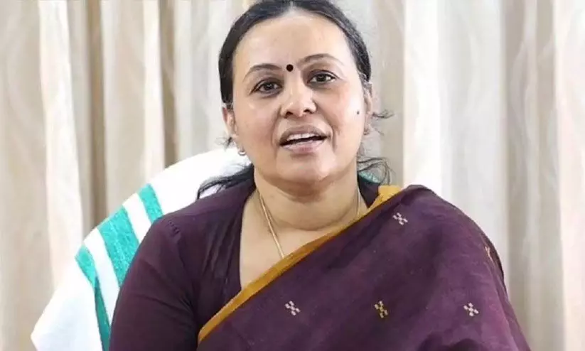 അച്ഛനമ്മമാര്‍ ഐ.സി.യുവില്‍ ഉപേക്ഷിച്ച കുഞ്ഞിന്റെ ചികിത്സാ മേല്‍നോട്ടത്തിന് മെഡിക്കല്‍ ബോര്‍ഡ്-വീണാ ജോര്‍ജ്