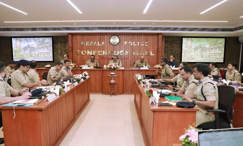 മയക്കുമരുന്നിനും സൈബര്‍ കുറ്റകൃത്യങ്ങള്‍ക്കുമെതിരെ പഴുതടച്ച അന്വേഷണം ഉറപ്പാക്കണം- സംസ്ഥാന പൊലീസ് മേധാവി