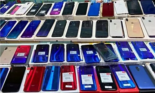 ചരിത്രം പരിശോധിച്ചാൽ ദുഃഖിക്കേണ്ട; യൂസ്ഡ് ​ഫോൺ വാങ്ങുന്നതിലെ ചതിക്കുഴി മുന്നറിയിപ്പുമായി പൊലീസ്​