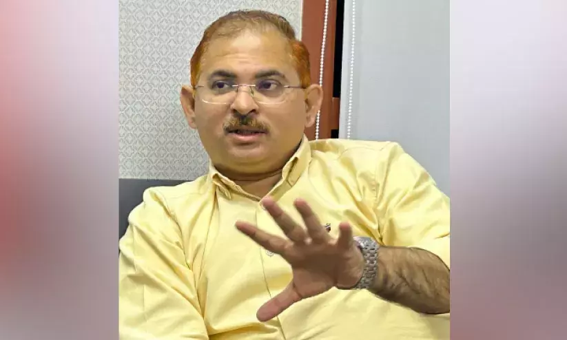 ത​ണ​ലി​ന് തു​ണ​യാ​കു​ന്ന ബ​ഹ്റൈ​നി​ലെ പ്ര​വാ​സി​ക​ൾ