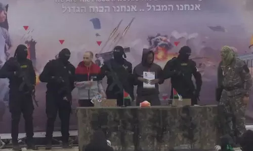 ഗസ്സയിൽ രണ്ട് ബന്ദികളെ കൂടി കൈമാറി ഹമാസ്