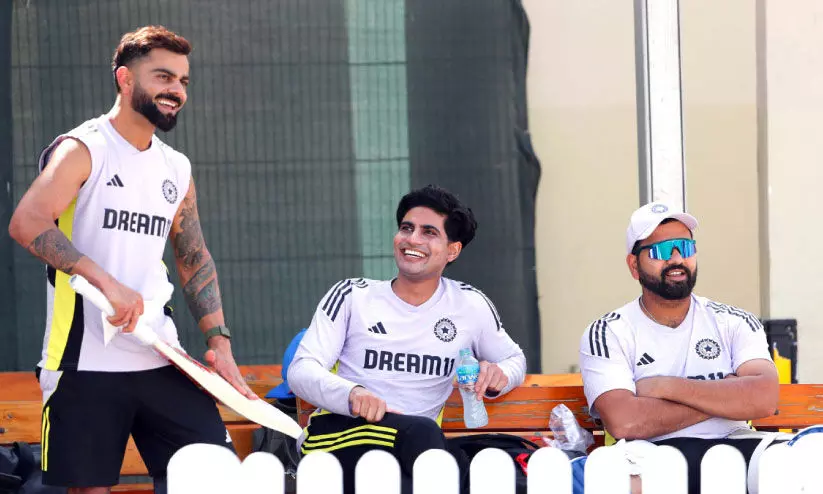 ഇ​ന്ത്യ-​പാ​ക്​ പോ​രാ​ട്ടം ഇ​ന്ന്​: സ്​​റ്റേ​ഡി​യ​ത്തി​ൽ ആ​വേ​ശം അ​ല​ത​ല്ലും