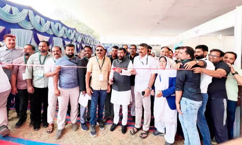 തൊ​ഴി​ല​ന്വേ​ഷ​ക​ർ​ക്ക് സ​ഹാ​യ​ക​മാ​യി തൊ​ഴി​ൽ​മേ​ള