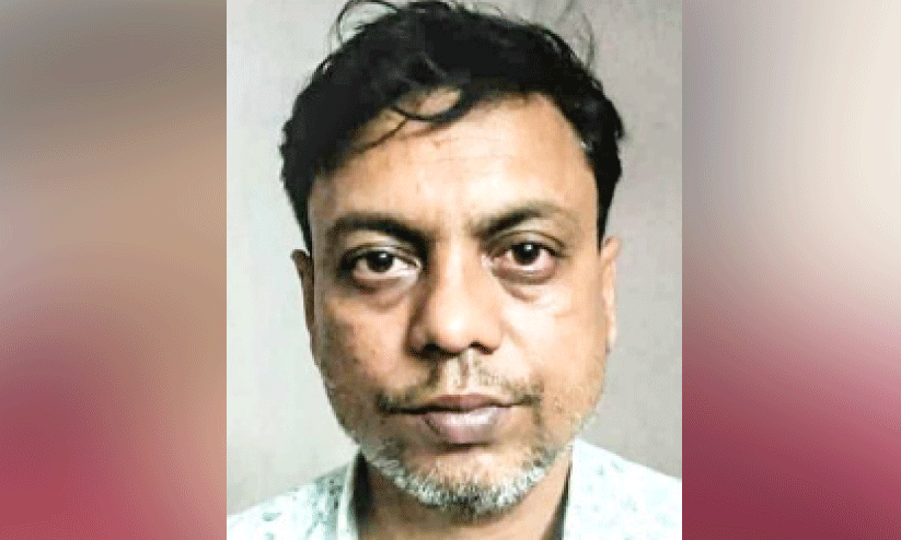 പത്ത് കിലോ കഞ്ചാവുമായി ബംഗാൾ സ്വദേശി പിടിയിൽ പത്ത് കിലോ കഞ്ചാവുമായി ബംഗാൾ സ്വദേശി പിടിയിൽ