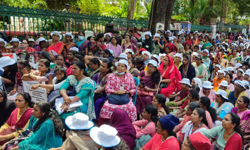 ആശാപ്രവർത്തകരുടെ സമരം: ഐക്യദാർഢ്യ മഹാറാലി 25 ന്