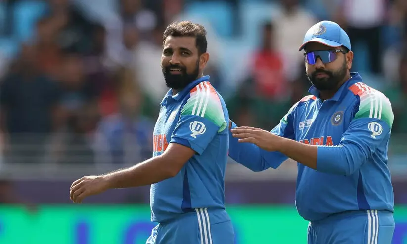 ആദ്യ ഓവറിൽ എറിഞ്ഞത് 11 പന്തുകൾ! ഷമിക്ക് നാണക്കേടിന്റെ റെക്കോഡ്; മറികടന്നത് ബുംറയെ... ആദ്യ ഓവറിൽ എറിഞ്ഞത് 11 പന്തുകൾ! ഷമിക്ക് നാണക്കേടിന്റെ റെക്കോഡ്; മറികടന്നത് ബുംറയെ...