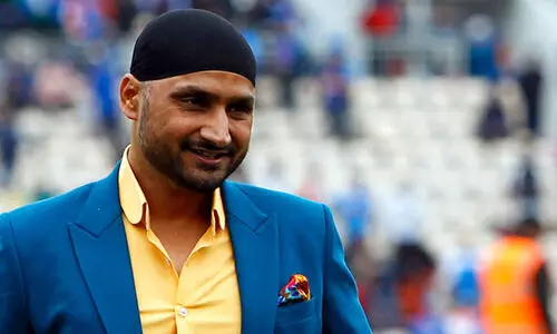 പാകിസ്താനെതിരെ അവൻ സെഞ്ച്വറി തികച്ചാൽ ഞാൻ ബാംഗ്ര നൃത്തം ചെയ്യും- ഹർഭജൻ സിങ്