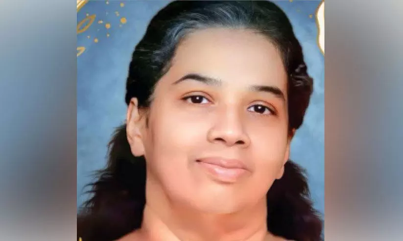 സ​ൽ​മാ​നി​യ ഹോ​സ്പി​റ്റ​ലി​ലെ മു​ൻ ന​ഴ്സാ​യി​രു​ന്ന ആ​ല​പ്പു​ഴ സ്വ​ദേ​ശി​നി നാ​ട്ടി​ൽ നി​ര്യാ​ത​യാ​യി