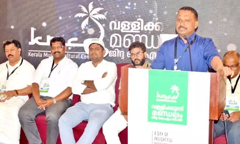 കെ.എം.സി.സി ജിദ്ദ വള്ളിക്കുന്ന് മണ്ഡലം സ്മൃതിപഥം ക്യാമ്പ് നടത്തി കെ.എം.സി.സി ജിദ്ദ വള്ളിക്കുന്ന് മണ്ഡലം സ്മൃതിപഥം ക്യാമ്പ് നടത്തി